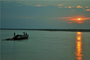 Read more about the article Brahmaputra River Cruise Assam