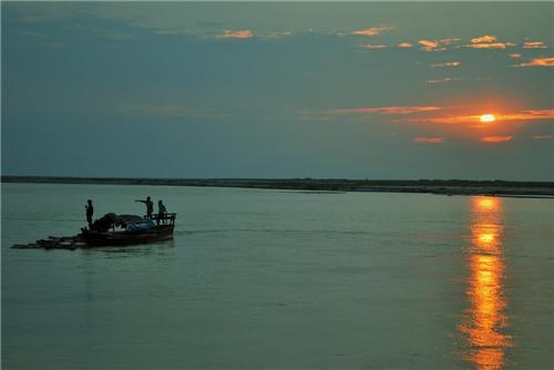 You are currently viewing Brahmaputra River Cruise Assam