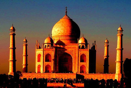 You are currently viewing A Week in the Golden Triangle: A Traveler’s Guide to the Most Iconic Cities in India